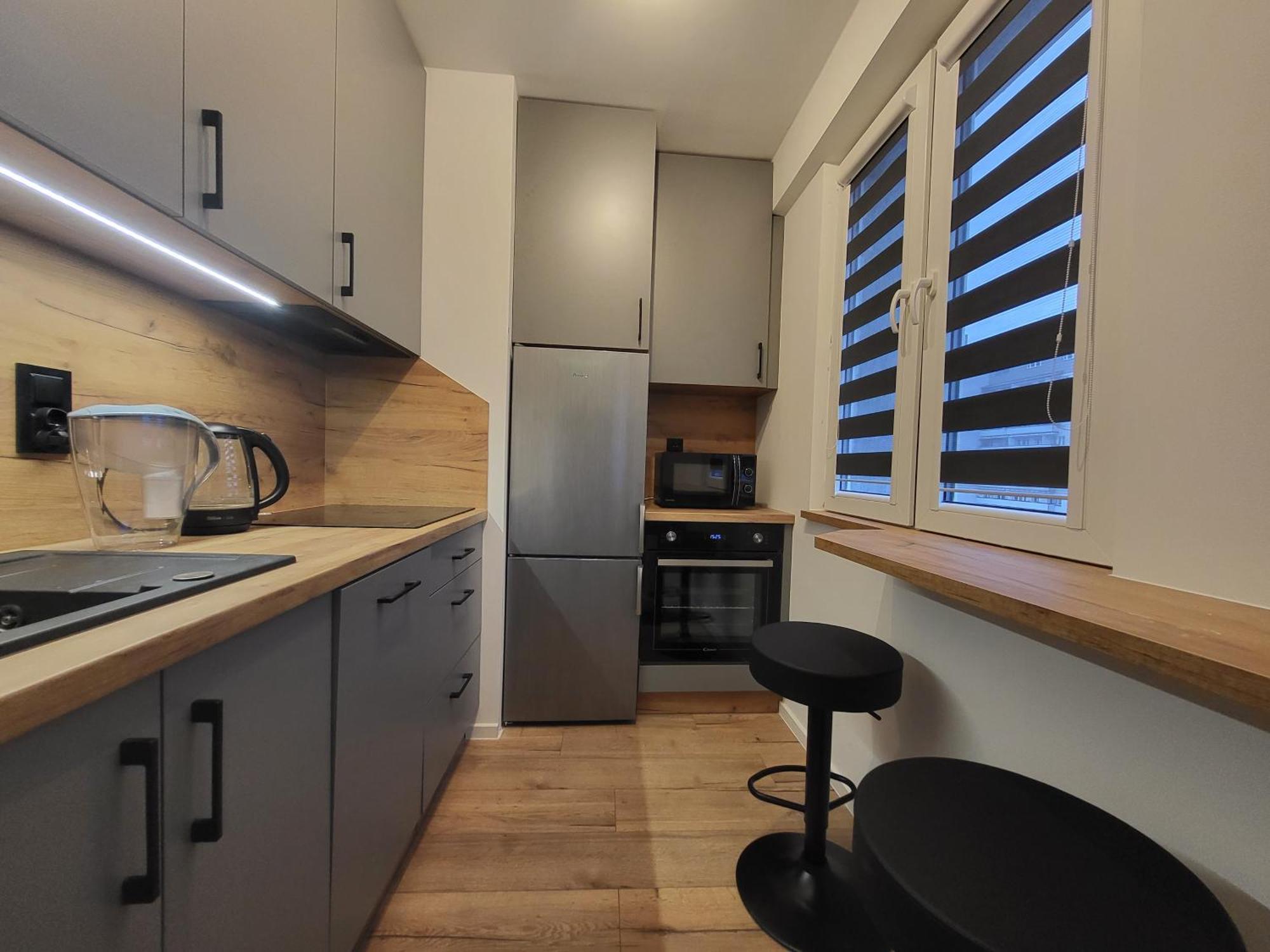 Handy Apartamenty - Mieszkania Na Doby W Centrum Rzeszowa エクステリア 写真