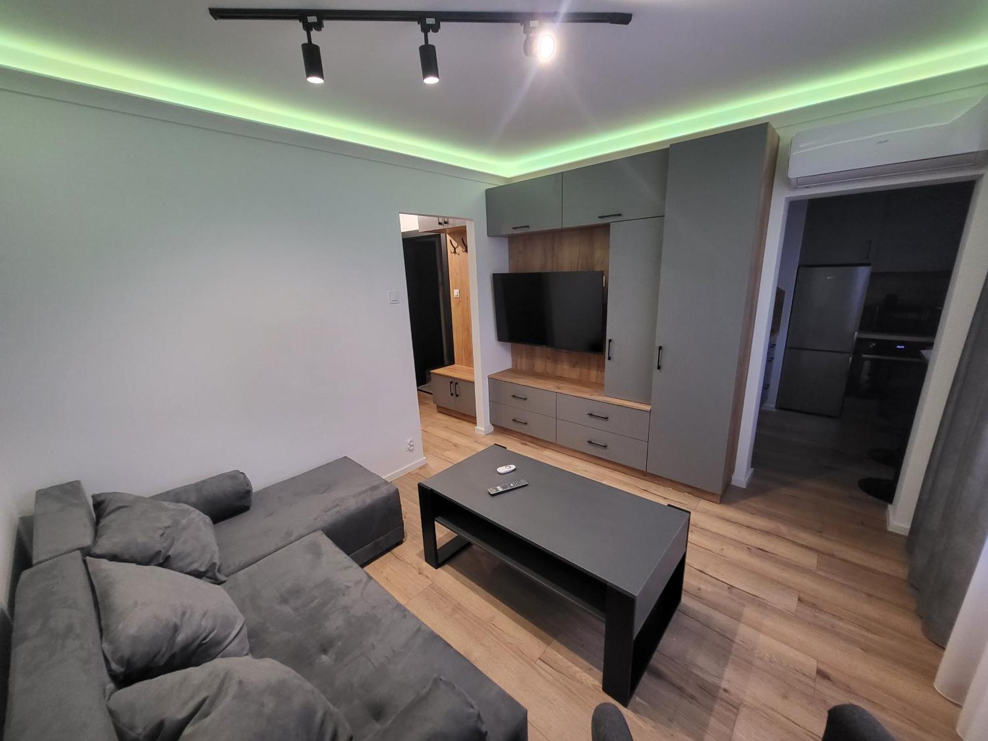 Handy Apartamenty - Mieszkania Na Doby W Centrum Rzeszowa エクステリア 写真