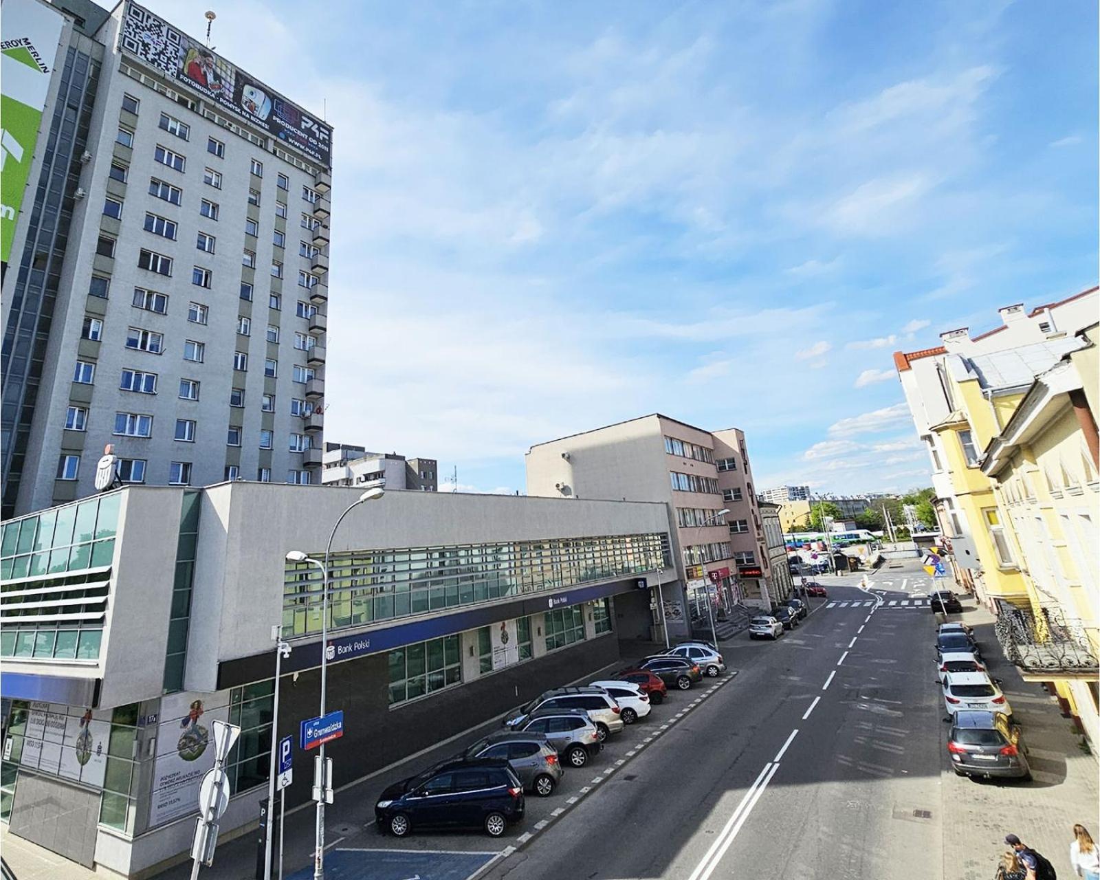 Handy Apartamenty - Mieszkania Na Doby W Centrum Rzeszowa エクステリア 写真